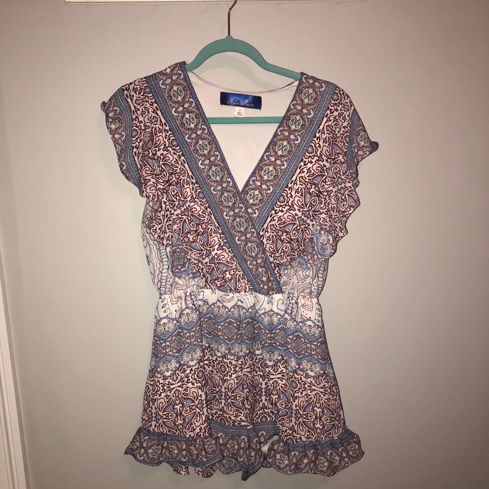 Patterned romper